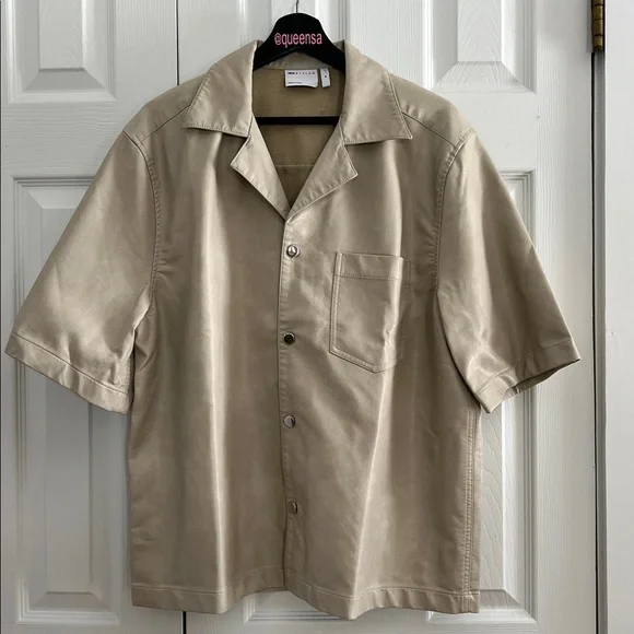 ASOS Design Faux Leather Short Sleeve Boxy Shirt - Beige / Stone - Picture 2 of 10